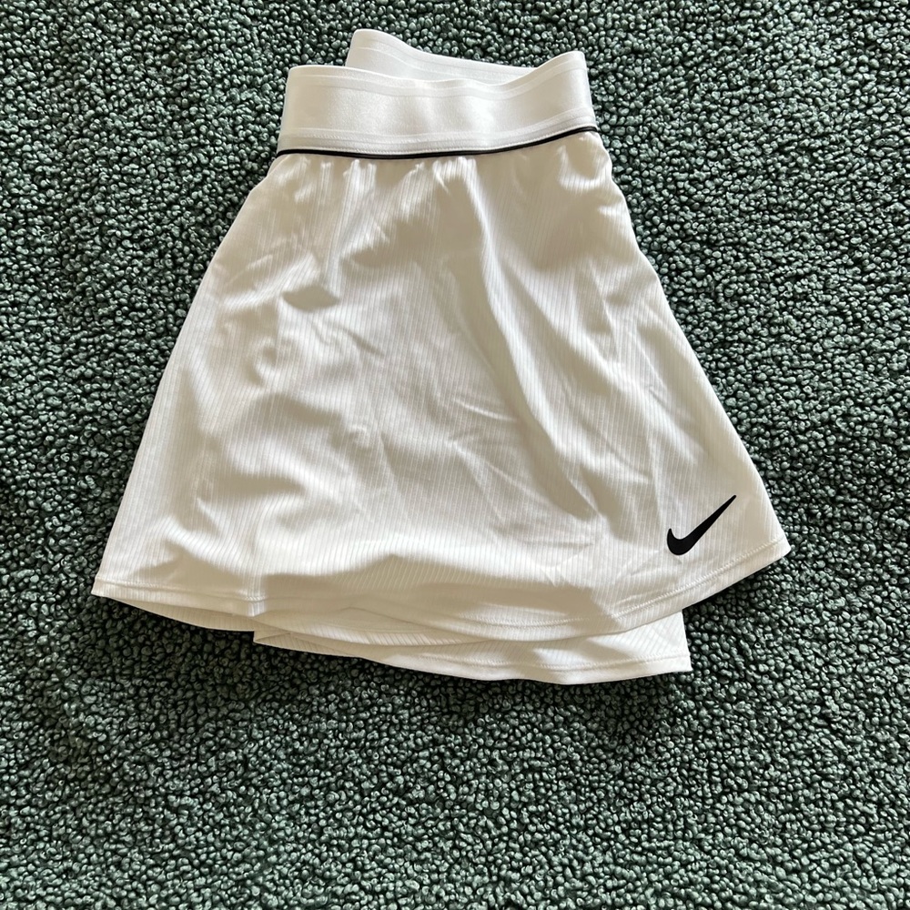 Women’s Nike Tennis Skirt